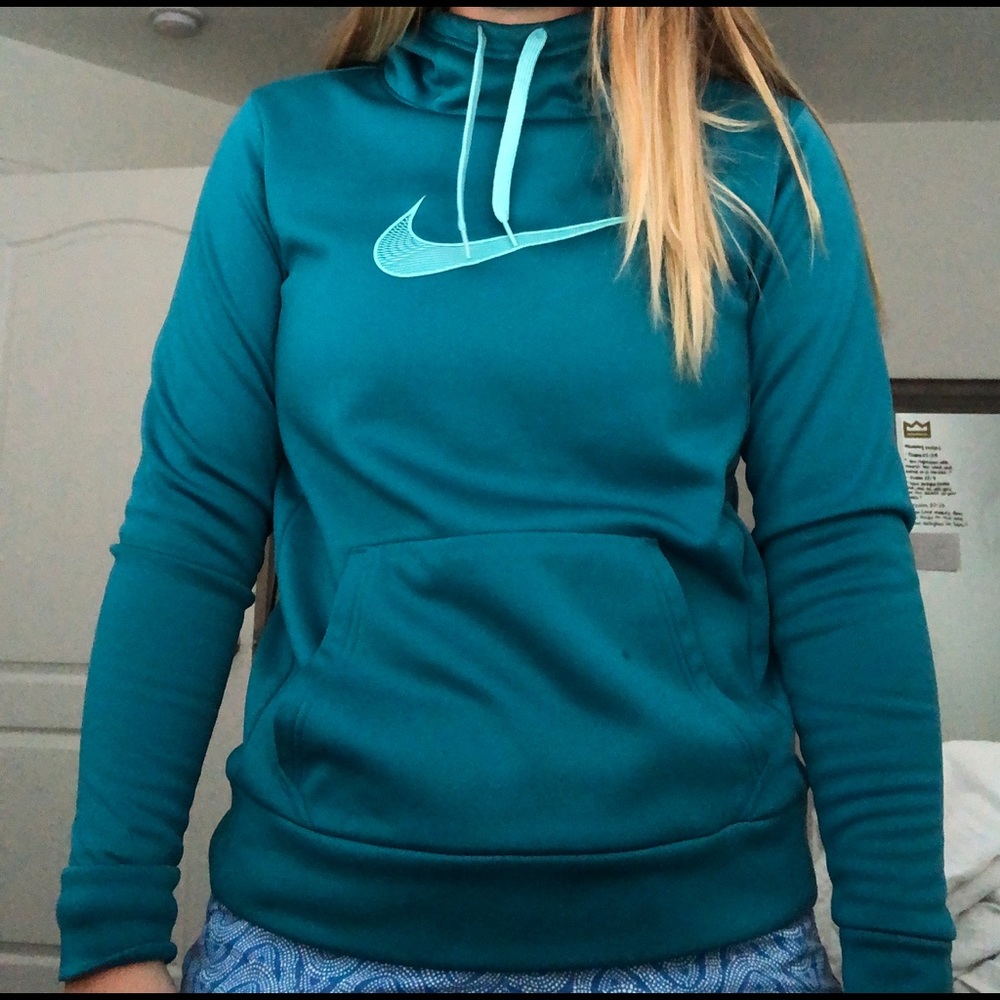 Nike sweatshirt